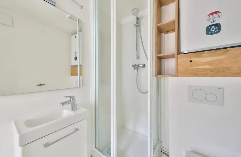 Apartment Grand Studio Paris 2 Eme Sentier